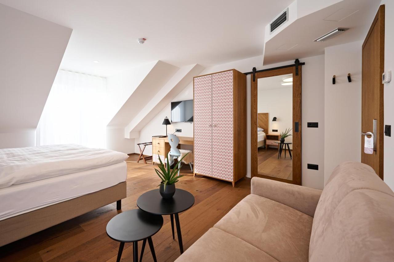 Hisa Ancka, Sencur - 3 Min To The Airport Hotell Eksteriør bilde