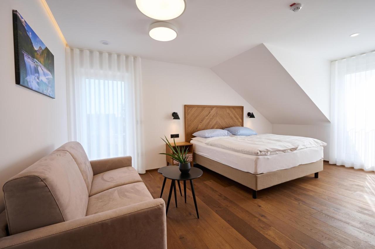 Hisa Ancka, Sencur - 3 Min To The Airport Hotell Eksteriør bilde